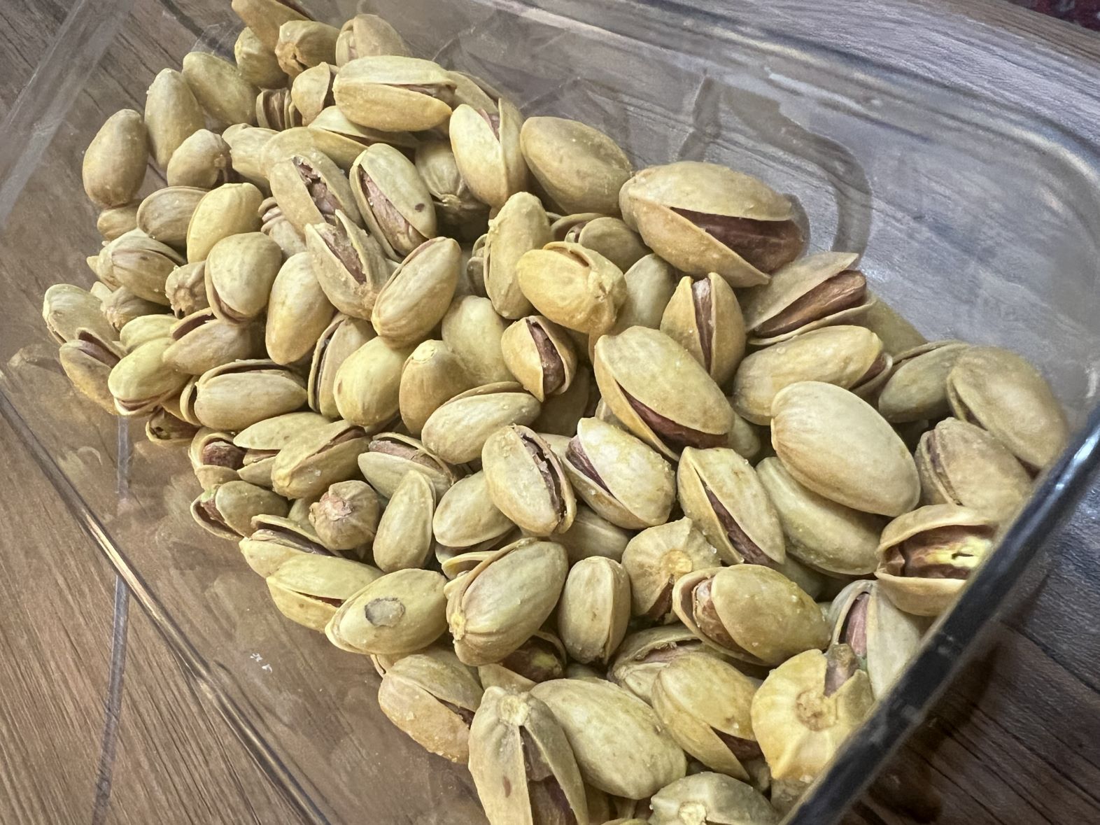 پسته درجه یک